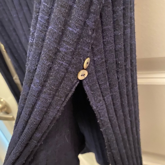 Ribbed Navy Blue Tunic Top - Picture 3 of 3